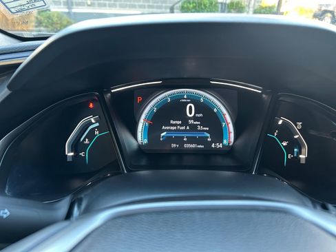 Used 2020 Honda Civic EX image 17