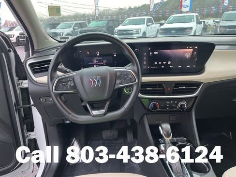 Used 2024 Buick Encore GX Sport Touring image 17
