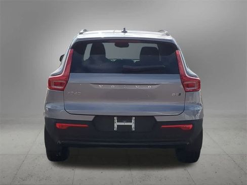 New 2026 Volvo XC40 B5 Plus w/ Protection Package Premier image 5