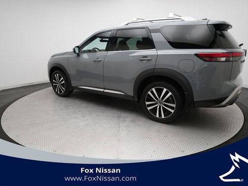 Certified 2023 Nissan Pathfinder Platinum image 35