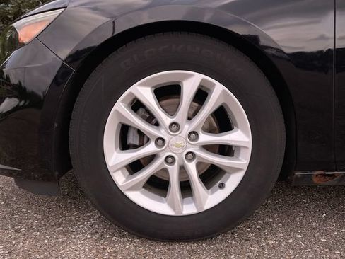 Used 2018 Chevrolet Malibu LT FWD image 31