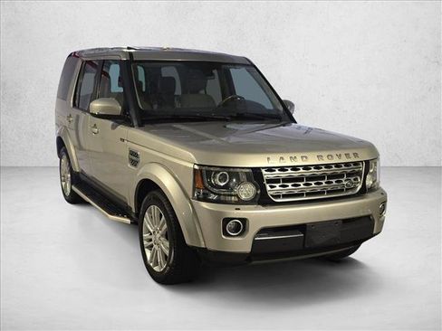 Used 2015 Land Rover LR4 HSE LUX AWD/4WD image 3