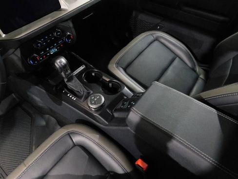 Used 2025 Ford Bronco Outer Banks AWD/4WD image 56