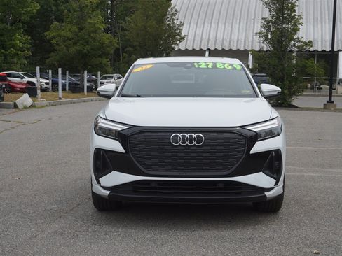 Used 2022 Audi Q4 e-tron Premium Plus AWD/4WD image 2