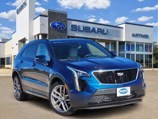 Used 2019 Cadillac XT4 Sport FWD image 1
