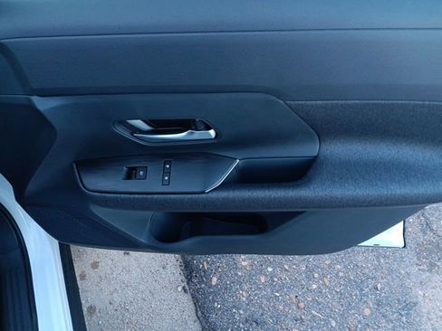 New 2026 Nissan Kicks SV w/ SV Premium Package image 32