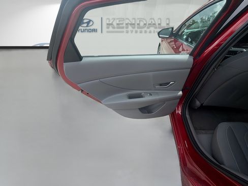 Used 2024 Hyundai Elantra SEL w/ Convenience Package FWD image 23