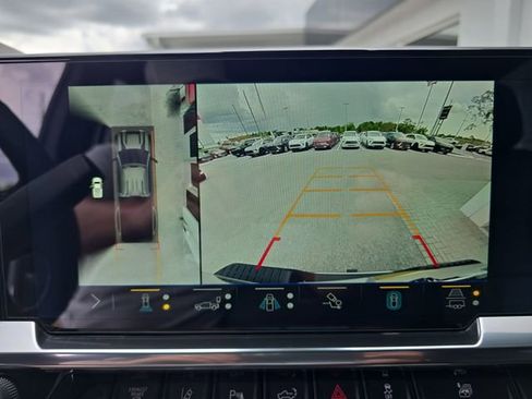 Certified 2025 Chevrolet Silverado 3500 High Country w/ High Country Premium Package image 21