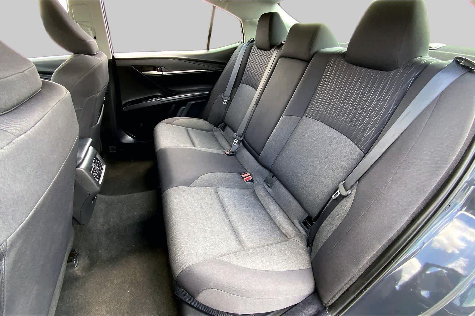 Used 2025 Toyota Camry LE FWD image 20
