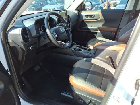 Used 2024 Ford Bronco Sport Outer Banks image 11