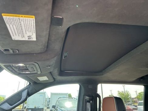 Used 2023 GMC Sierra 1500 Denali Ultimate AWD/4WD image 17