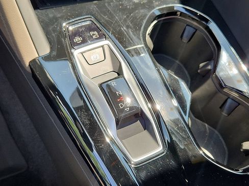 Certified 2025 Audi Q5 Premium w/ Convenience Package AWD/4WD image 19