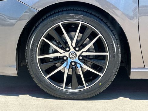Used 2021 Toyota Camry SE w/ Audio Upgrade Package FWD image 25