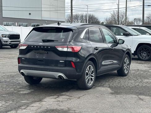 Used 2020 Ford Escape SEL image 4