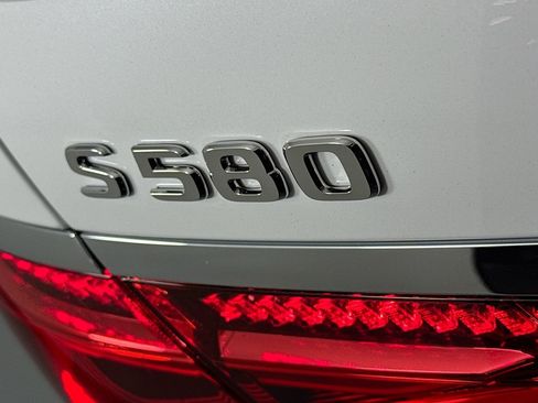 New 2026 Mercedes-Benz S 580 4MATIC Sedan image 8