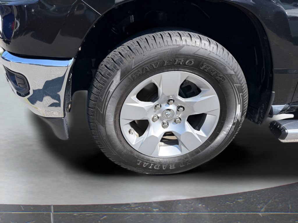 Used 2019 RAM 1500 Big Horn AWD/4WD image 9