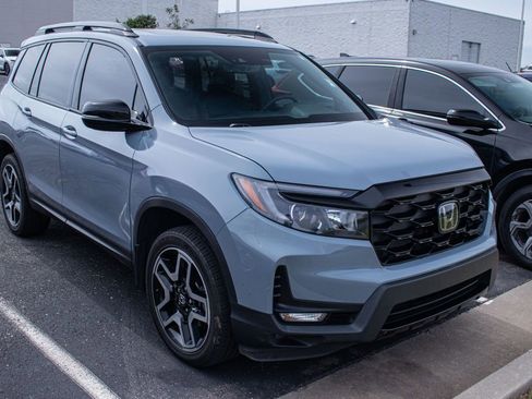 Used 2023 Honda Passport Elite image 3