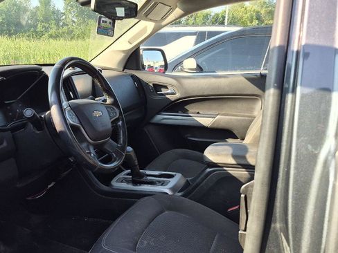 Used 2016 Chevrolet Colorado LT w/ LT Convenience Package RWD image 5