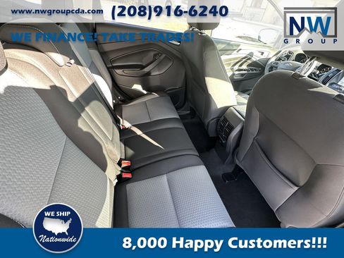 Used 2017 Ford Escape SE w/ Equipment Group 201A image 25