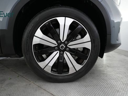 Used 2023 Volvo C40 P8 Recharge Plus w/ Protection Package Premier AWD/4WD image 20