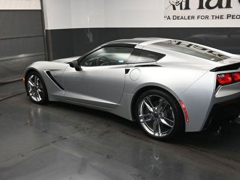 Used 2018 Chevrolet Corvette Stingray Coupe w/ 3LT Preferred Equipment Group RWD image 27