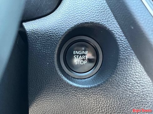 Certified 2026 Toyota Corolla Cross XLE FWD image 26