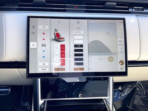 Used 2025 Land Rover Range Rover Long Wheelbase SE image 37