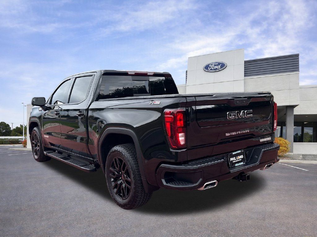 Used 2025 GMC Sierra 1500 Elevation w/ Preferred Package AWD/4WD image 5