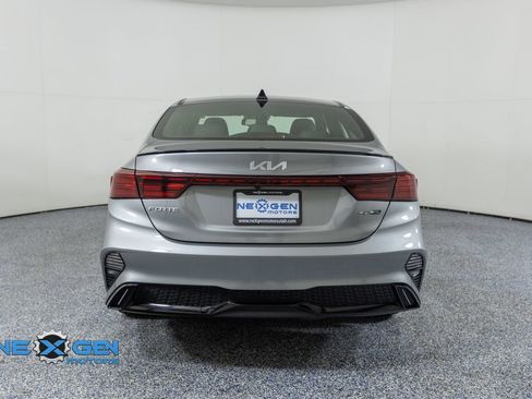 Used 2023 Kia Forte GT-Line w/ GT-Line Technology Package FWD image 6