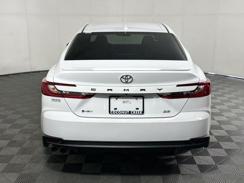 Certified 2026 Toyota Camry SE FWD image 4