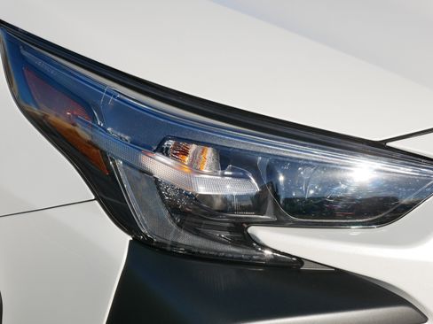 Certified 2025 Subaru Outback Premium image 16