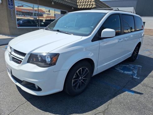 Used 2018 Dodge Grand Caravan GT image 5