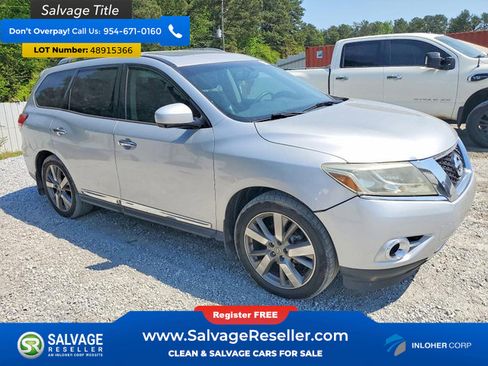 Used 2015 Nissan Pathfinder Platinum FWD image 5
