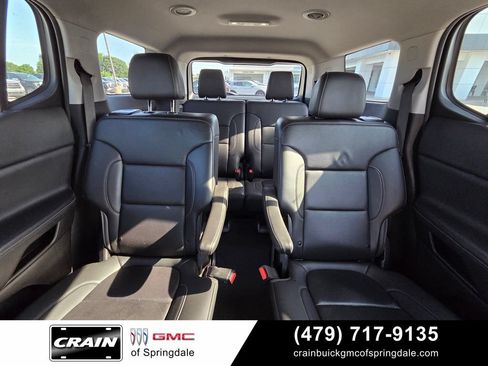Used 2023 GMC Acadia SLT AWD/4WD image 30