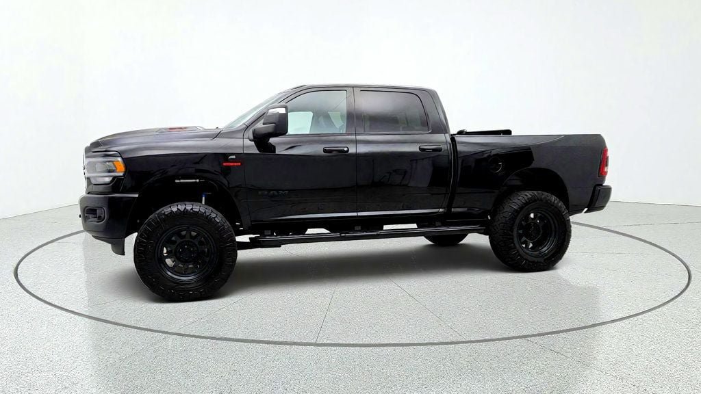 Used 2023 RAM 2500 Laramie AWD/4WD image 8