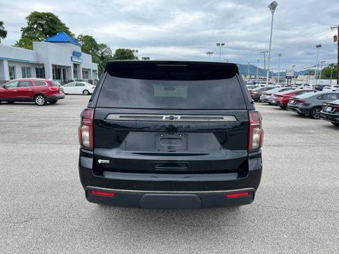 Used 2021 Chevrolet Tahoe Z71 w/ Rear Media and Nav Package AWD/4WD image 8