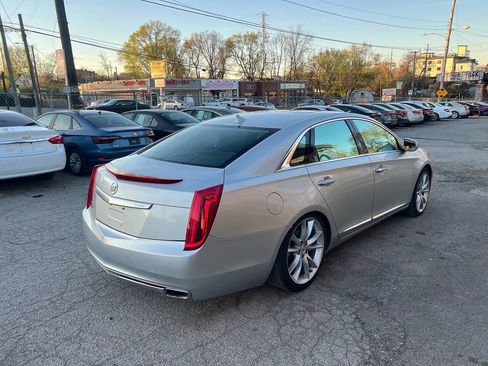 Used 2013 Cadillac XTS Premium image 5