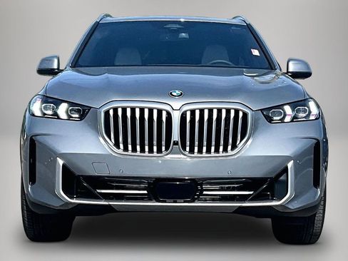 Used 2026 BMW X5 xDrive40i w/ Climate Comfort Package AWD/4WD image 3