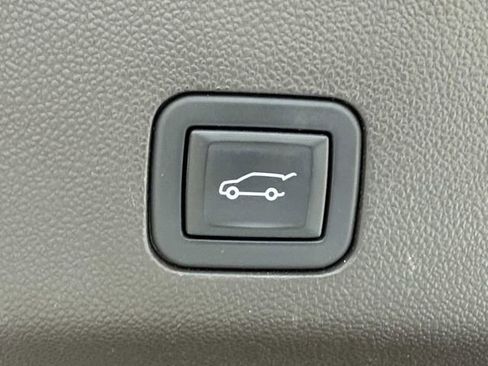 Used 2024 Cadillac Escalade Sport RWD image 14