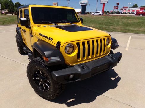 Used 2021 Jeep Wrangler Unlimited Sport AWD/4WD image 10