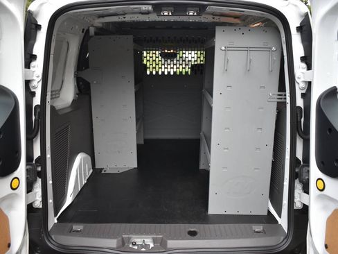 Used 2020 Ford Transit Connect XL FWD image 10