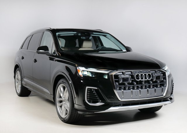 Used 2025 Audi Q7 3.0T Premium Plus w/ Premium Plus Package AWD/4WD image 1