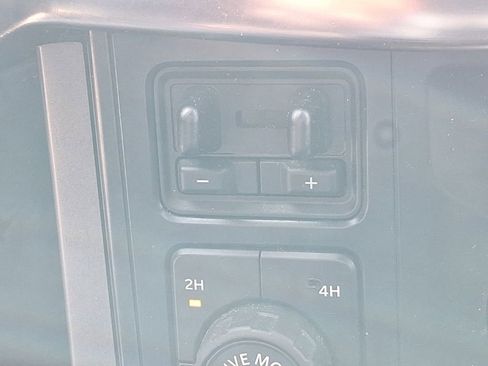 Used 2021 Ford F150 Lariat w/ Equipment Group 502A High image 31