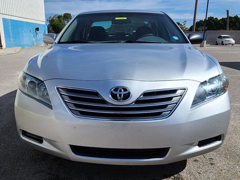 Used 2009 Toyota Camry Hybrid FWD image 2
