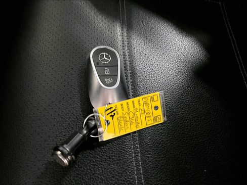 Used 2022 Mercedes-Benz C 300 4MATIC Sedan image 13