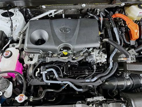 Used 2024 Toyota Venza Nightshade image 30