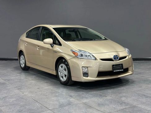 Used 2010 Toyota Prius Two image 3