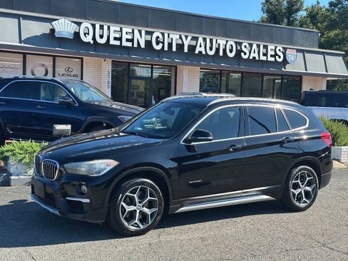 Used 2018 BMW X1 sDrive28i FWD image 1