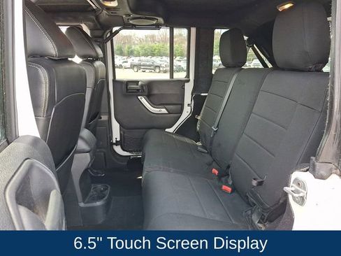 Used 2012 Jeep Wrangler Unlimited Rubicon w/ Dual Top Group image 19