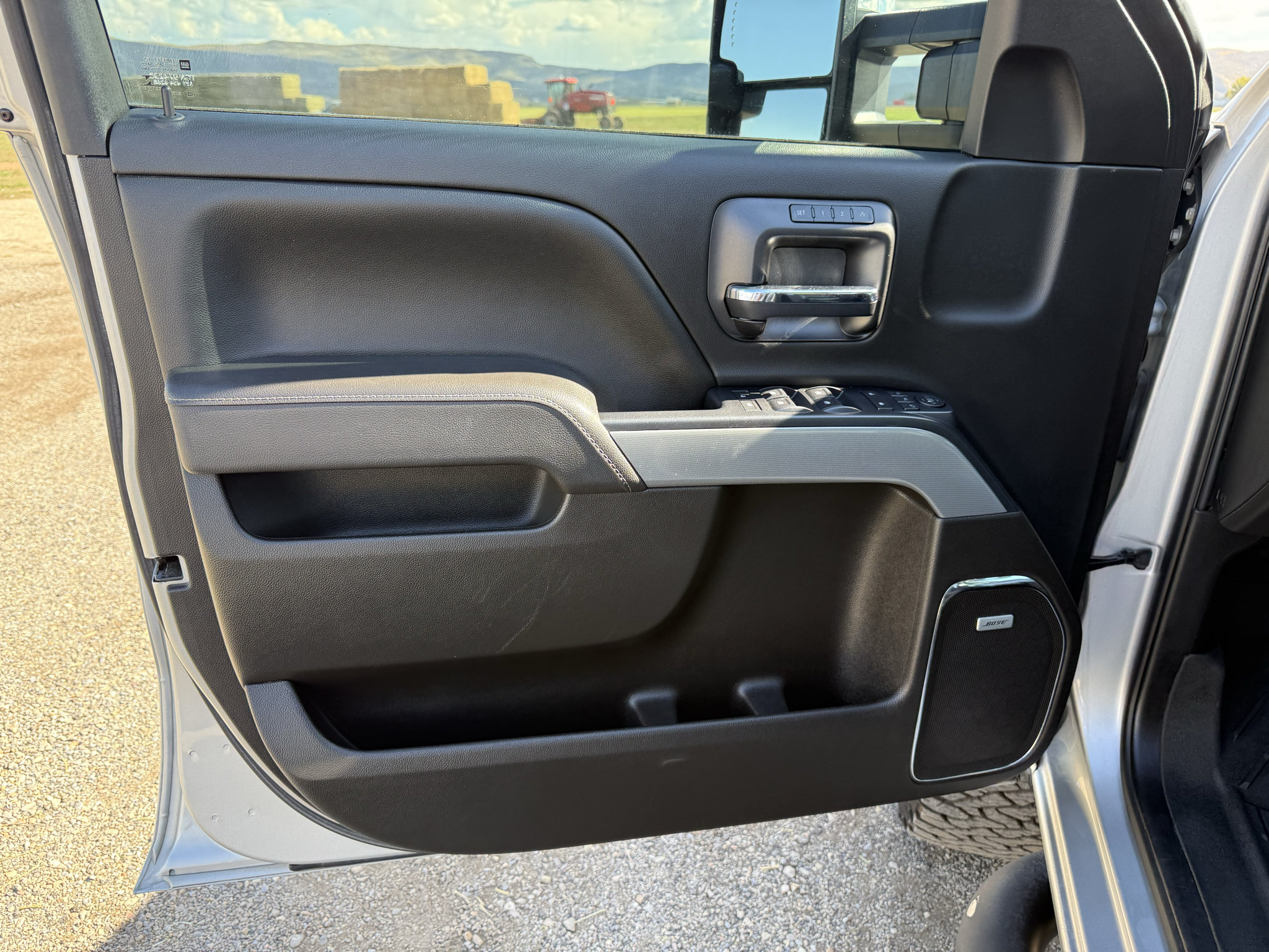 Used 2017 Chevrolet Silverado 2500 LTZ w/ Duramax Plus Package AWD/4WD image 14